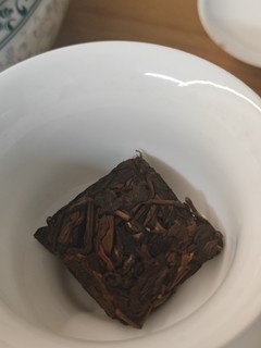 乌龙茶；体感不太好的九鹏百年老枞