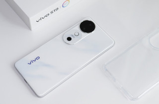 手机选择vivo S19蛮好的