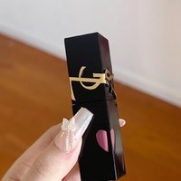 YSL24年爱心限定黑管限定唇釉，美出新高度，小心心充满爱意氛围， 是节日送礼的最佳选择‍⁤‏