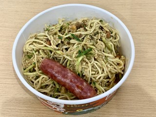 洛阳美食：藏在小区里的川味凉面