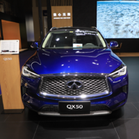 英菲尼迪QX50：精致豪华的中型SUV