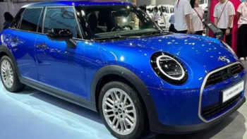 全新电动MINI COOPER：紧凑型电动小车的先锋之作