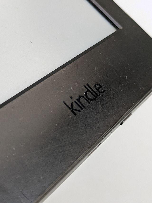 七八年前的kindle还值这么多钱，没想到！