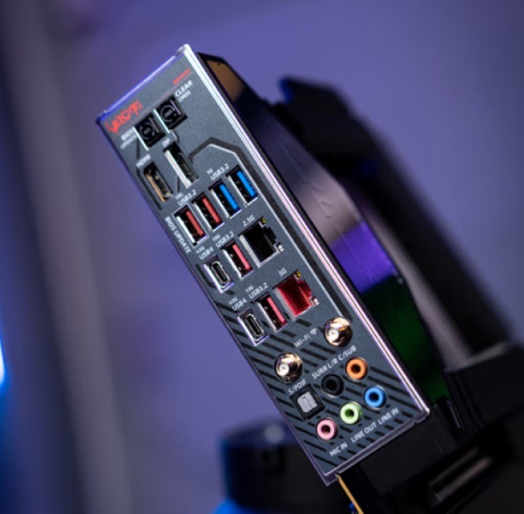 七彩虹发布 iGame Z790D5 VULCAN X V20 DDR5“火神” 系列高端主板，全装甲、奢华供电、四路SSD