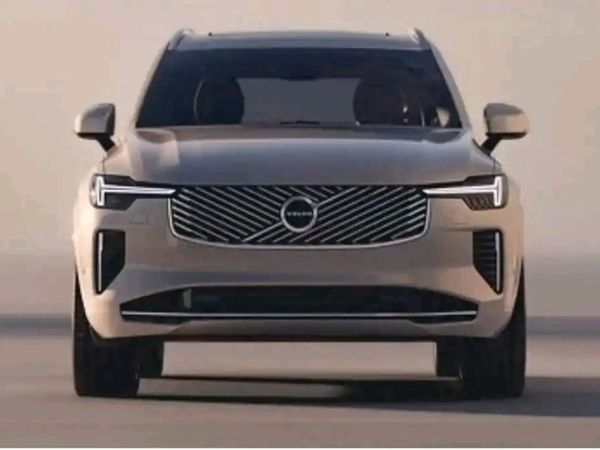 沃尔沃新一代xc90谍照