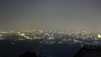 夜登紫金山