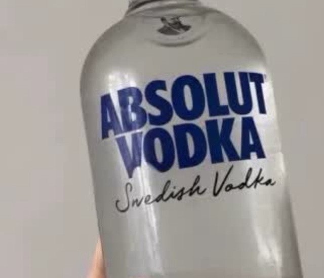 绝对伏特加，40度原味魅力，你值得拥有！