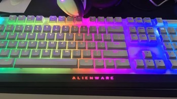 ALIENWARE外星人AW510K机械键盘，Cherry矮红轴引领电竞新风尚