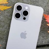 旗舰iPhone 15 Pro Max大跳水，加速离场好时机，网友：简直太爽了！