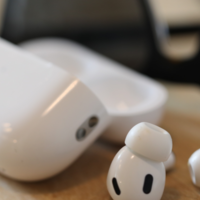 苹果向AirPods Pro 2推出7A294版固件 用于提供支持iOS 18的各种新功能