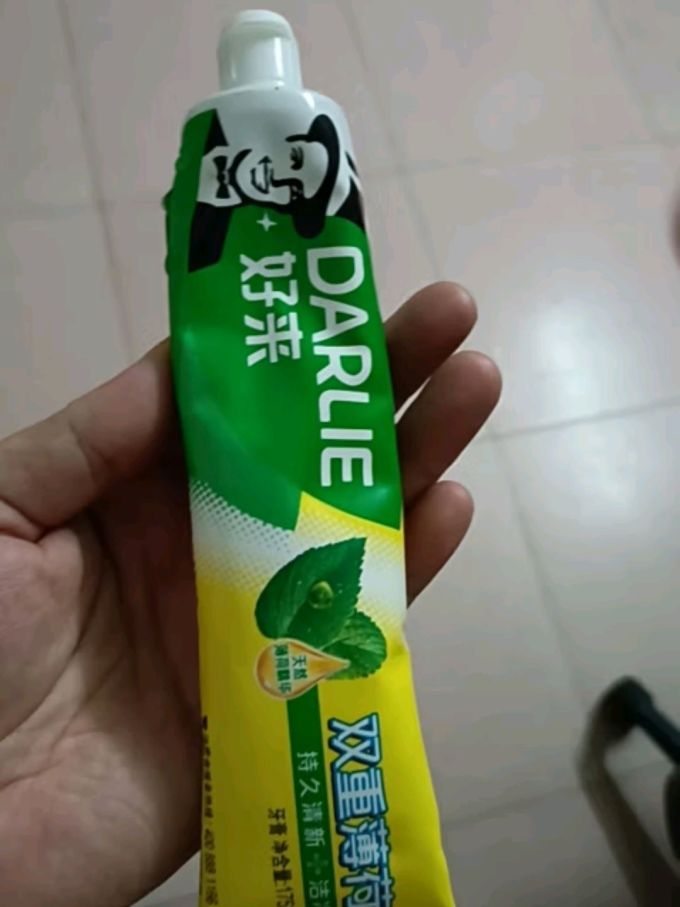 darlie好来原黑人双重薄荷牙膏清新口气防蛀固齿护龈120g新旧随机