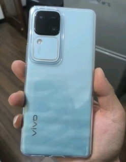 vivo S18