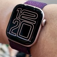 开屏巨作：Apple Watch series10薄爆表