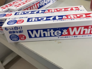 狮王White&White：让牙齿亮白如新🌟