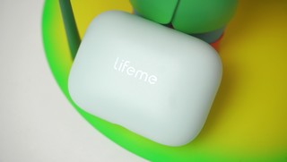 lifeme魅蓝 Blus E Pro 主动降噪耳机全新“天青色”来了！