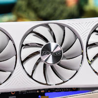 黑神话悟空的4K纯白搭档——索泰GeForce RTX 4070Ti SUPER TRINITY OC 月白开箱分享