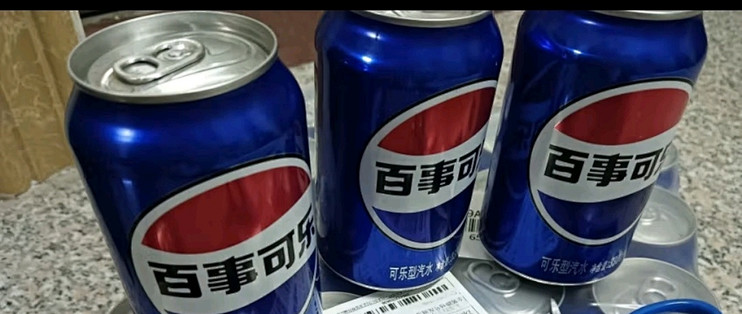 百事可乐pepsi汽水碳酸饮料330ml24听新老包装随机发货