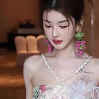 好美，独特订婚晚礼服