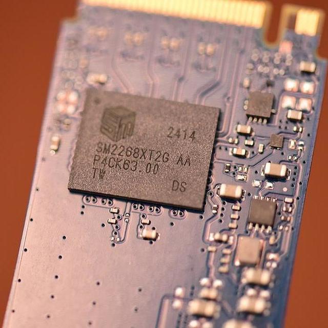 QLC的普及大潮将至，NV3接棒NV2寿命极限测试！