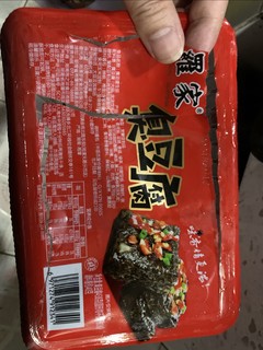 往螺狮粉里加臭豆腐是种什么体验？吃得更香了