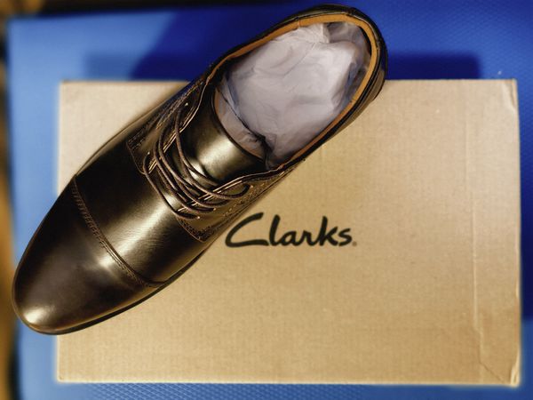 新入手的clarks（其乐）通勤皮鞋分享给大家