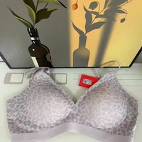 👚小胸聚拢，展现自信魅力！