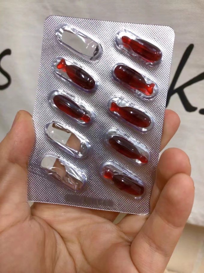 万圣节必备超逼真假血胶囊