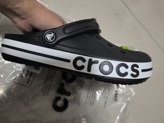 5折的crocs，还是比较香的