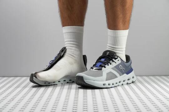 On Cloudrunner 2拆解测评