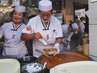 胡辣汤的味道有点上头啊