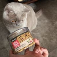 网易严选猫薄荷小鱼饼干：猫咪的美味小零食