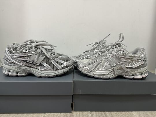 New balance1906