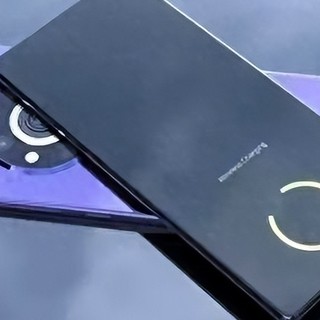 国产旗舰扎堆杀到！Mate70、小米15等9款旗舰，价格曝料大汇总