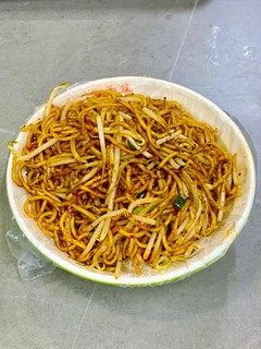 洛阳美食：炒麻辣面