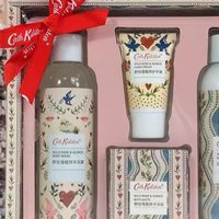 Cath Kidston野玫瑰榅桲保湿礼盒——沐浴在英伦田园的浪漫芬芳中