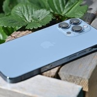 苹果终于妥协，iPhone 14 Pro Max二手更有性价比，512G流畅用5年！