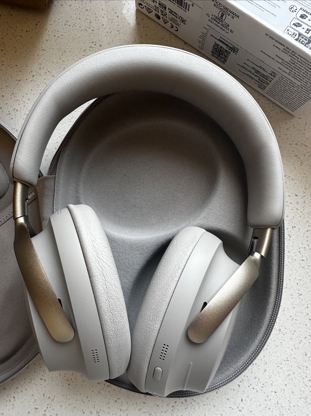 Bose ultra耳机是个好耳机，就是买完就降价