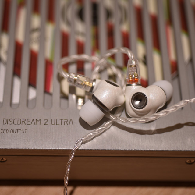 MEZE Alba 听音笔记 | 声音整体表现均衡，细节感良好的单动圈耳塞