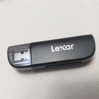 lexar雷克沙读卡器，好用。