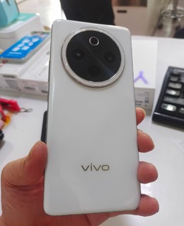 实用宣传最重要，这下都换成vivo Y系列了。