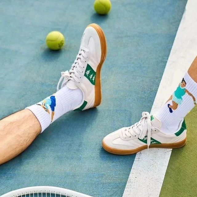 洞洞鞋和老爹鞋之间，杀出一个黑马