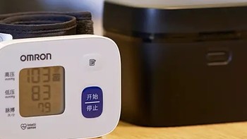 欧姆龙（OMRON）电子血压计，测量轻松，关爱从此开始！