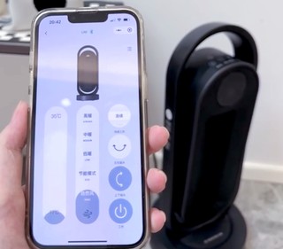 锐舞石墨烯暖风机：冷暖两用速热，冬日里的温馨守护