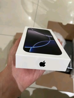 iPhone 16 Pro 5G，科技与艺术的完美融合！