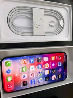 iPhone 16 Pro 5G：超级英雄的诞生。