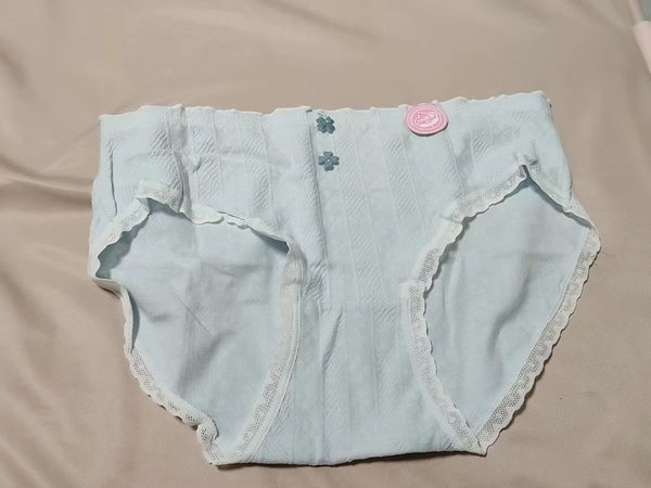 超软糯！四叶草婴儿棉内裤
