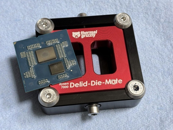 网传丨即将发布的AMD Ryzen 7 9800X3D 已遭拆解，3D缓存和CCD 位置调换