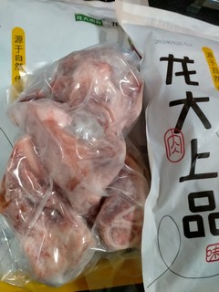 龙大肉食猪棒骨块，1kg ≥30%带肉率，煲汤真不错！