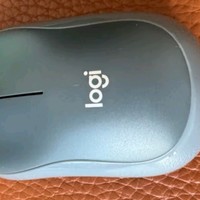 罗技（Logitech）M185无线鼠标：小巧便携，办公得力助手