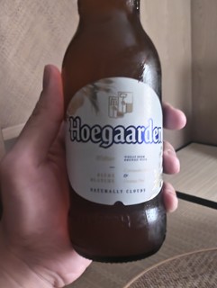 不如进口的国产福佳白啤酒，4.5%vol的比利时风味啤酒🍺